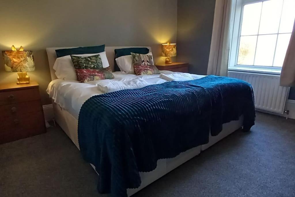 Peaceful Home From Home - Spacious 3 Bedroom House Accommodating 7 - Ideal For Families And Workers Gateshead Buitenkant foto
