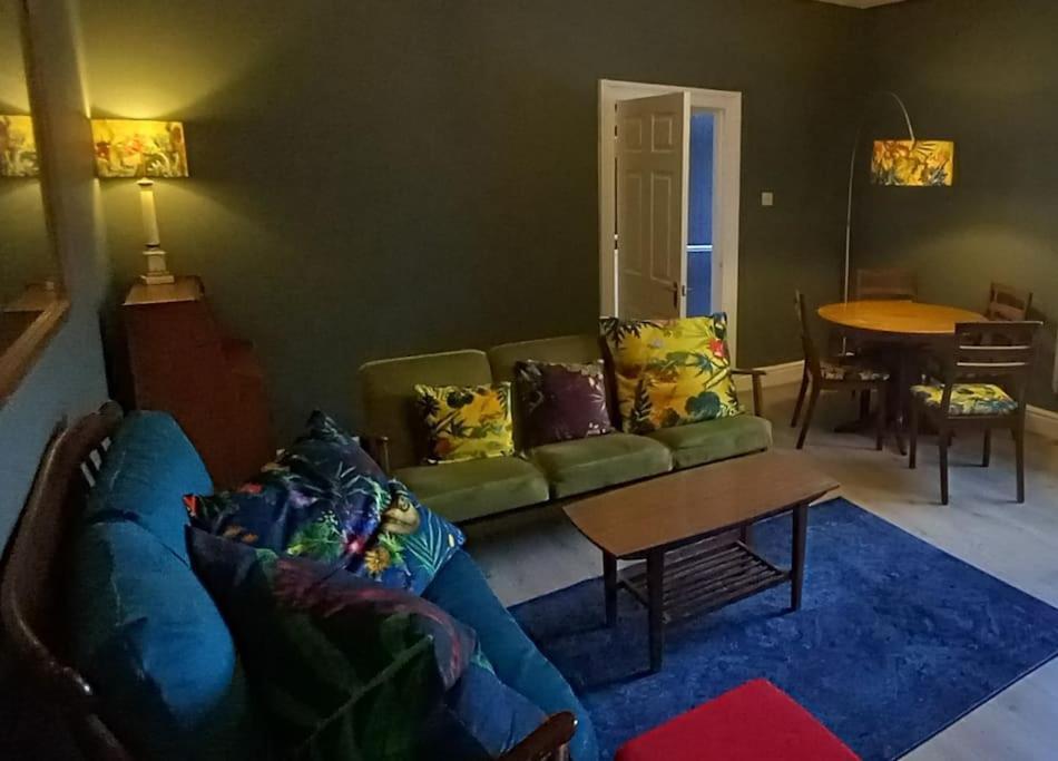 Peaceful Home From Home - Spacious 3 Bedroom House Accommodating 7 - Ideal For Families And Workers Gateshead Buitenkant foto